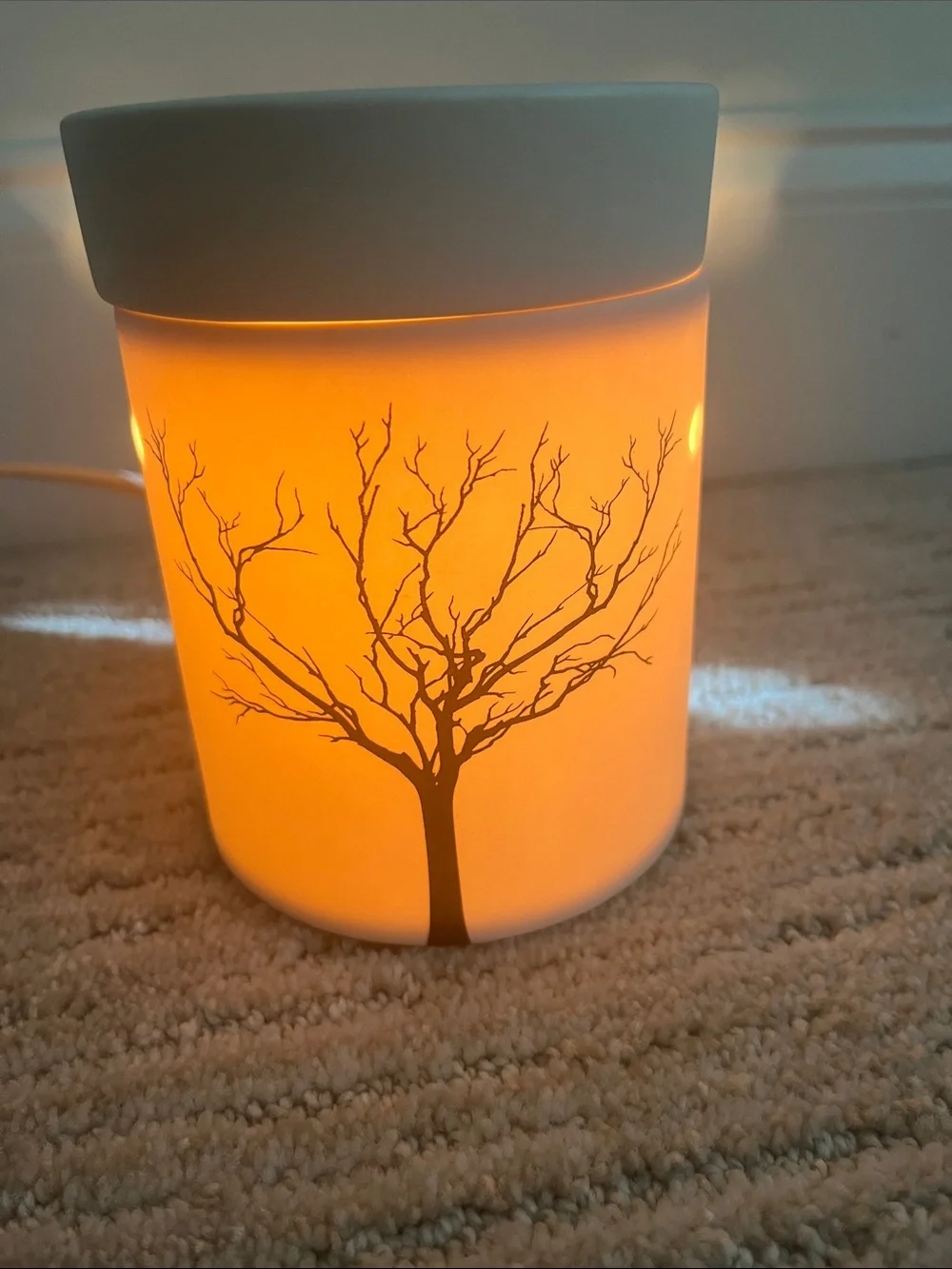 Scentsy Tilia Mid Size Wax Warmer White Black Tree Retired NWOT